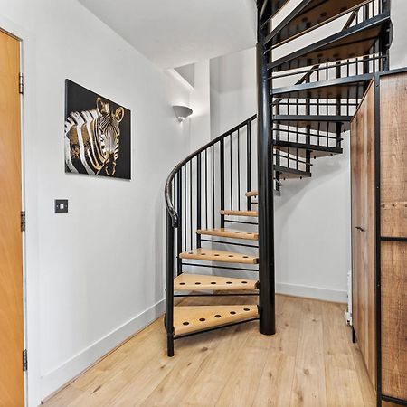 30 Percent Off! Lovely Yorkshire Duplex - Sleeps 6 - Netflix Дьюсбері Екстер'єр фото