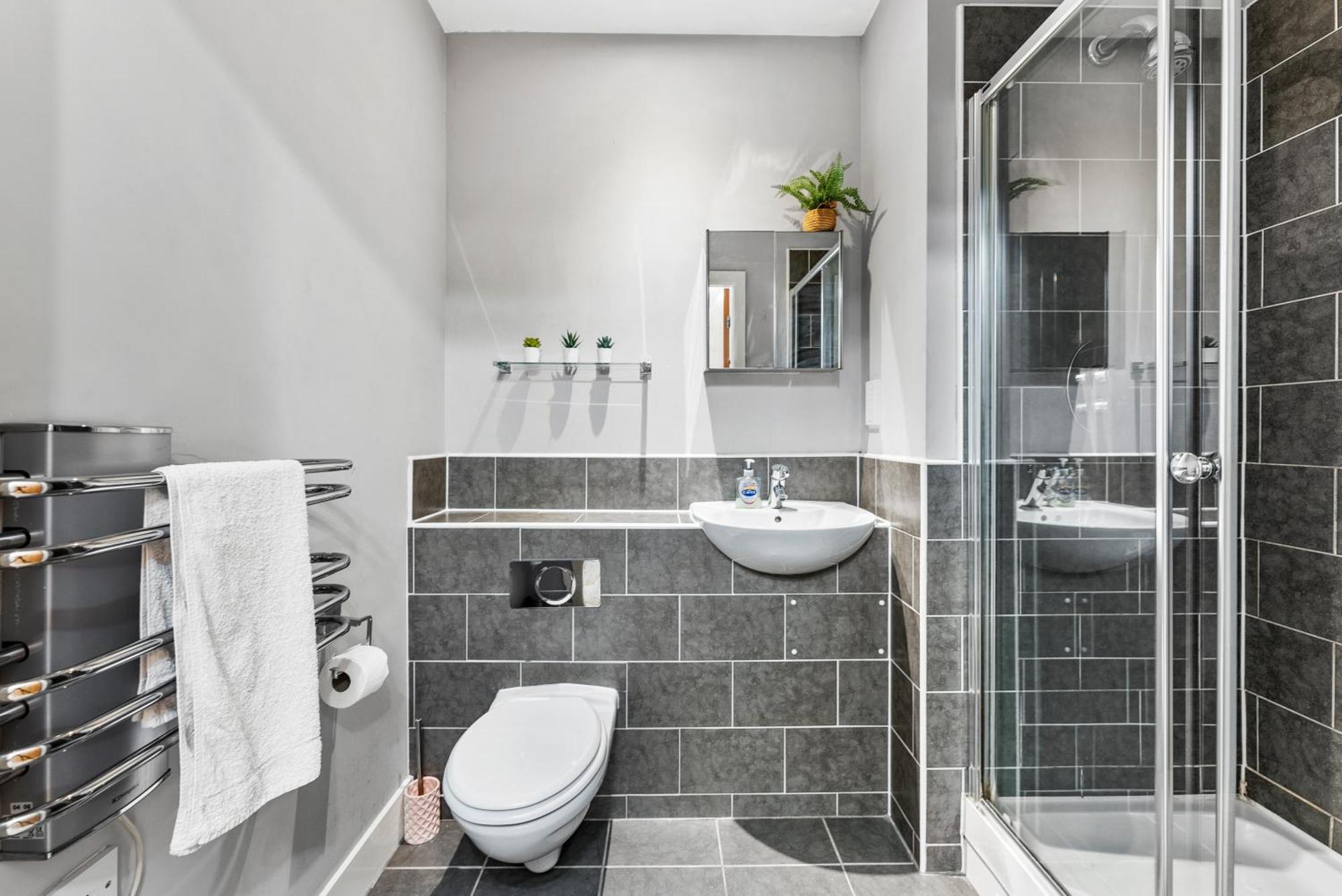 30 Percent Off! Lovely Yorkshire Duplex - Sleeps 6 - Netflix Дьюсбері Екстер'єр фото