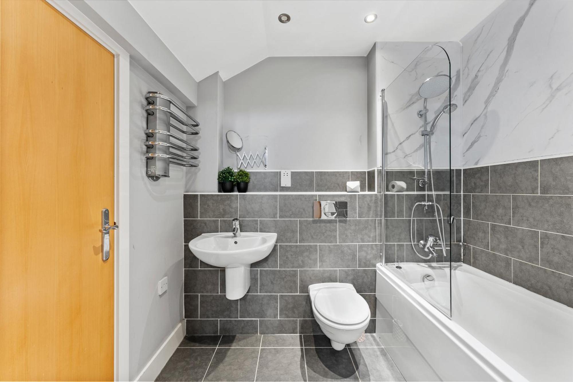 30 Percent Off! Lovely Yorkshire Duplex - Sleeps 6 - Netflix Дьюсбері Екстер'єр фото